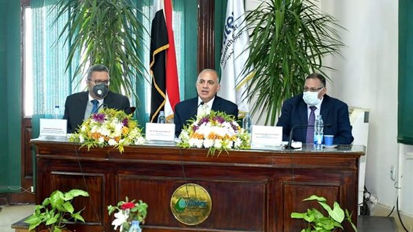 مشاركة وزير الرى