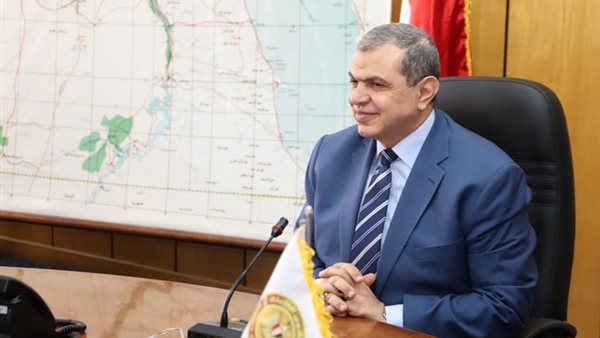 وزير القوى العاملة