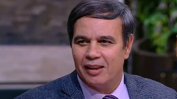  الدكتور عبد المنعم