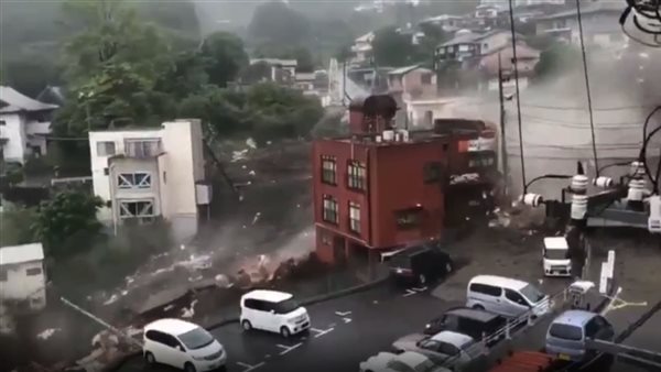 الانهيار الارضى 