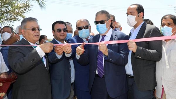 محافظ المنوفية خلال