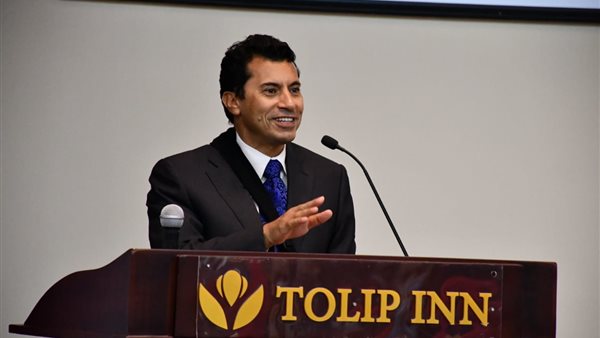 وزير الشباب والرياضة