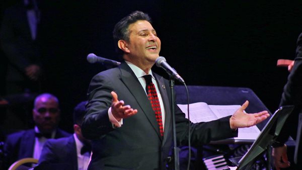 الفنان هاني شاكر