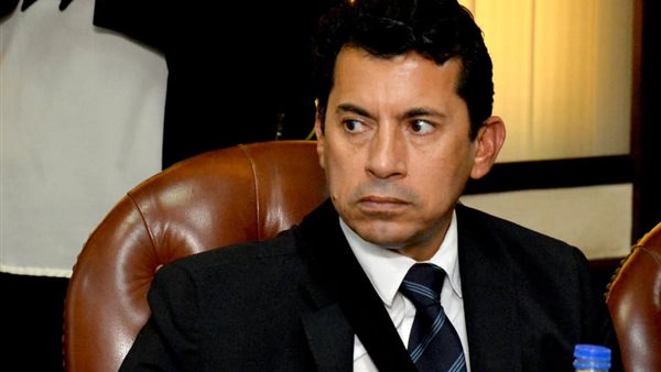 وزير الشباب والرياضة