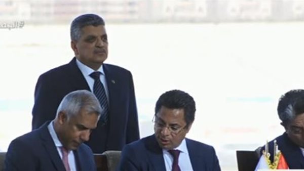 رئيس هيئة قناة السويس