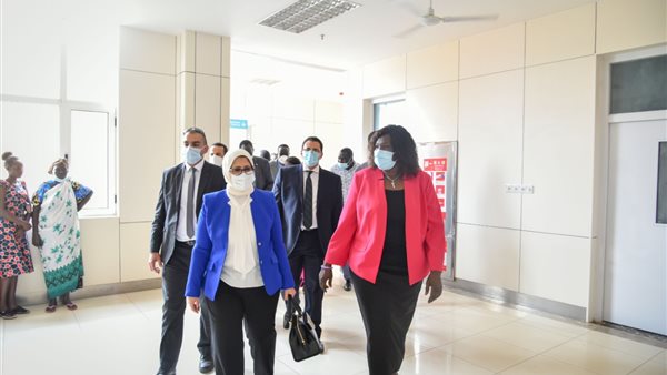 وزيرة الصحة 