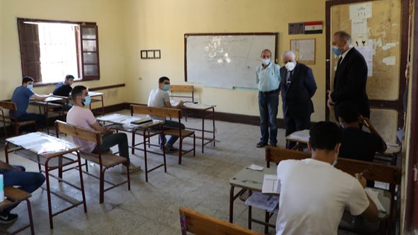 وزير التعليم في لجان