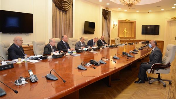 اللجنة  العليا للقيادات