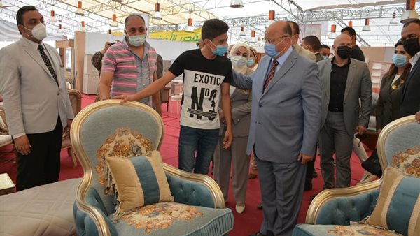 محافظ القاهرة خلال